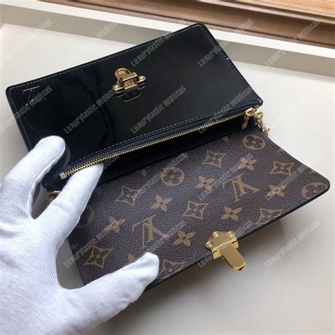 lv cherrywood wallet in black|Louis Vuitton Cherrywood Chain Wallet .